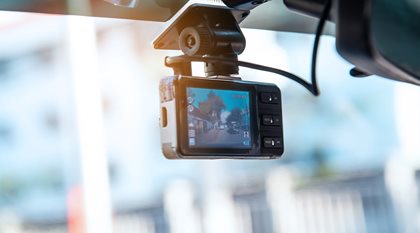 Does a Dash Cam Work When Your Car is Off? - Insure2Drive